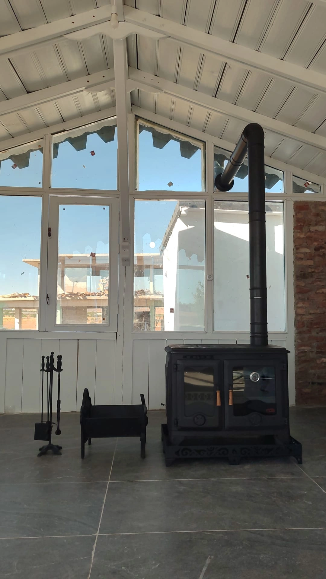 Kosova Yatay Kuzineli Döküm Soba